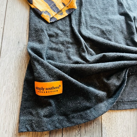 Simply Southern Women’s Long Sleeve Tie Front T-Shirt Cheetah Leopard Size Large - Picture 5 of 7